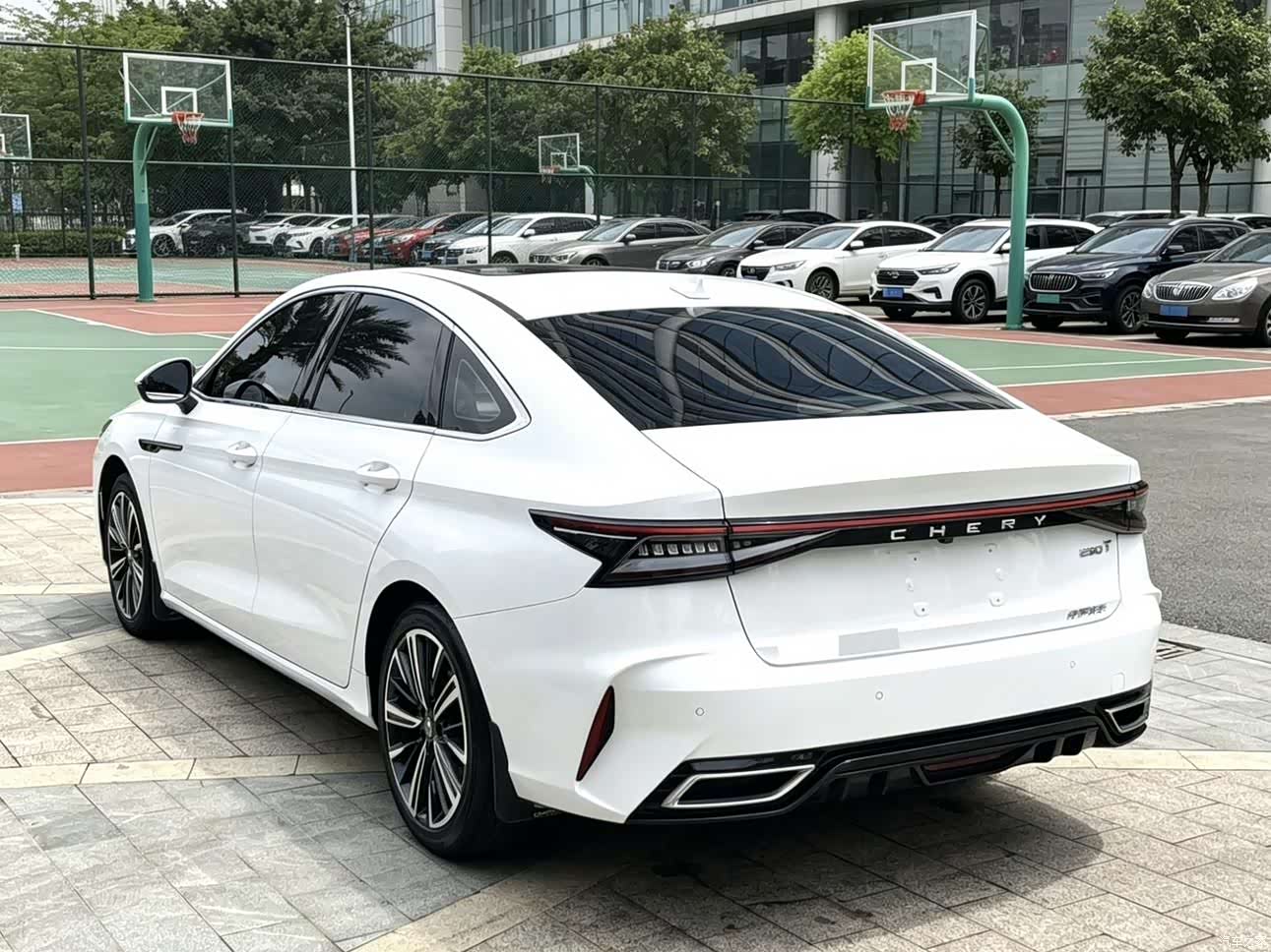 Chery Arrizo 8, 2023 9