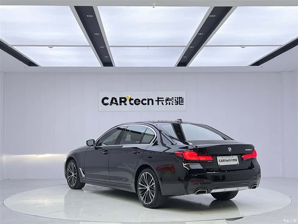 BMW 5 Series, 2022 7
