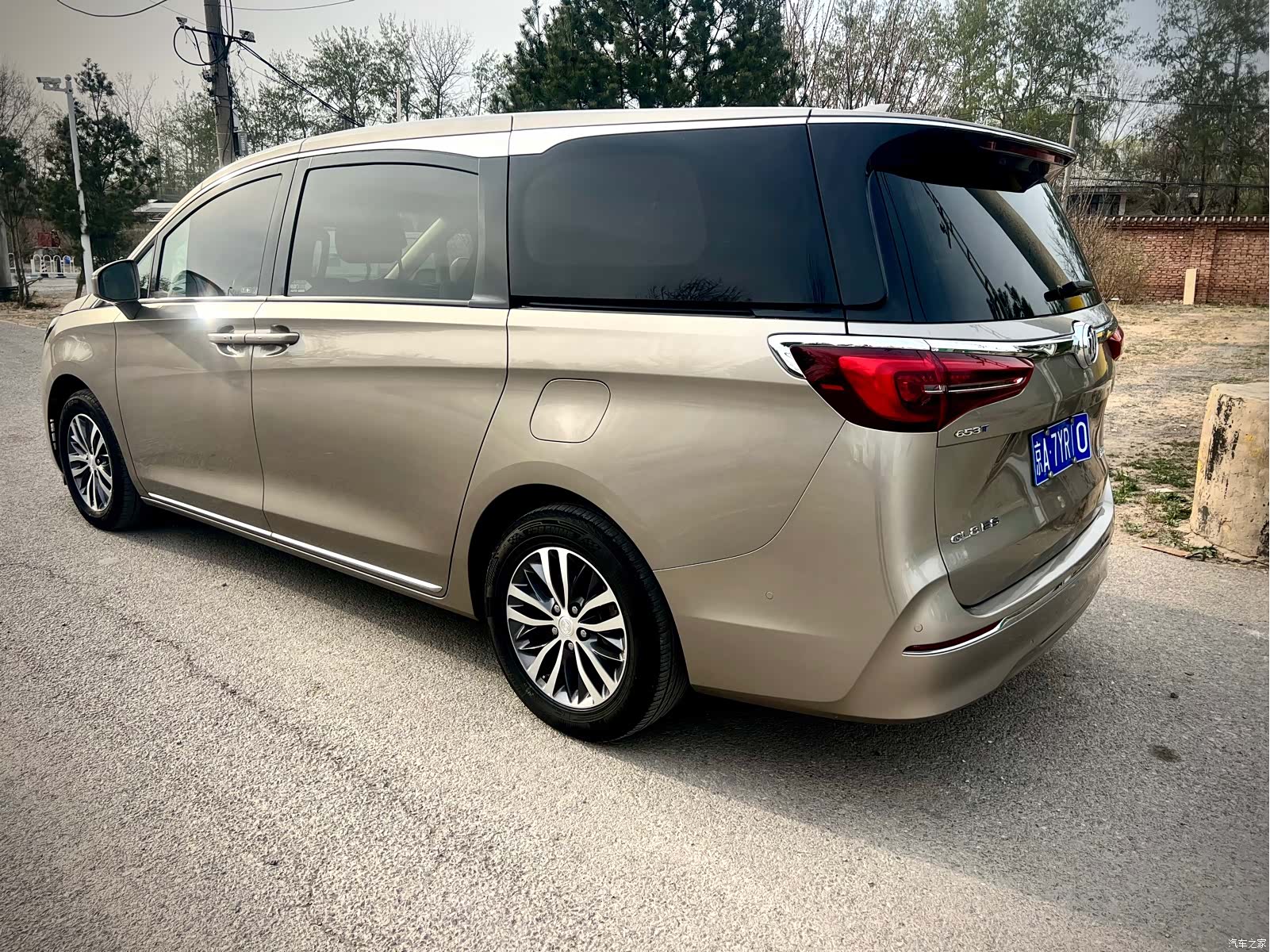 Buick GL8, 2022 7