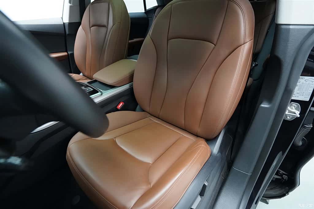 Audi Q8, 2022 4