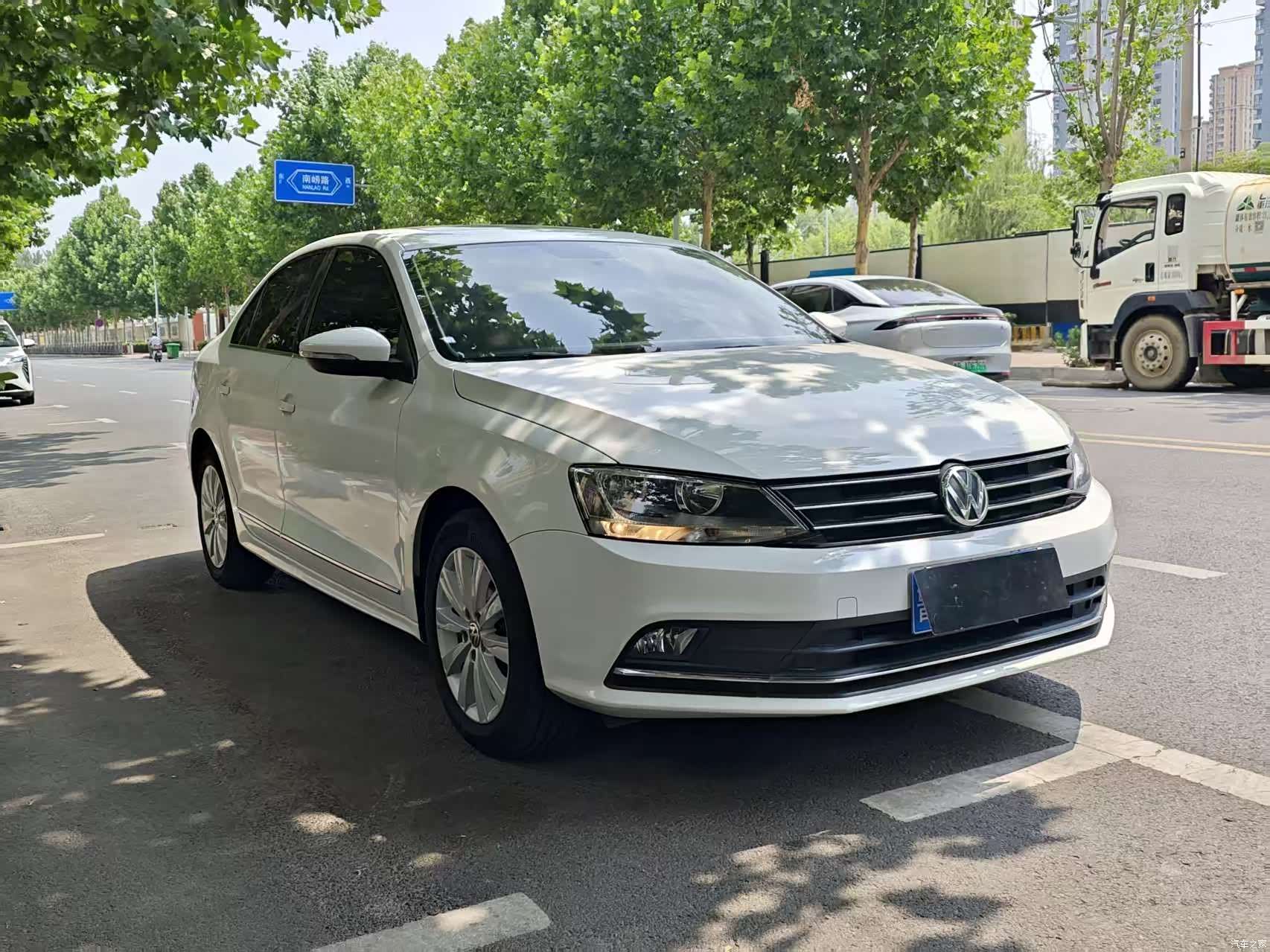 Volkswagen Sagitar, 2016 2
