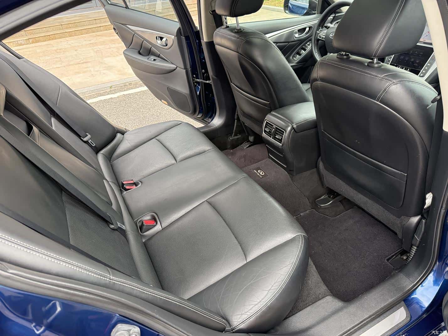 Infiniti Q50L, 2016 9