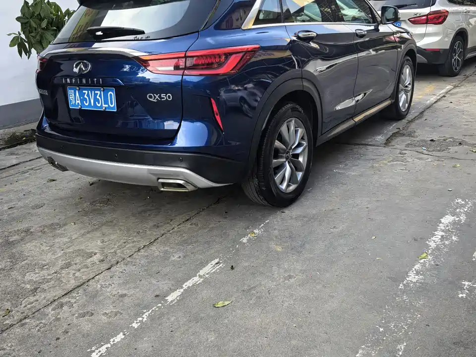 Infiniti QX50