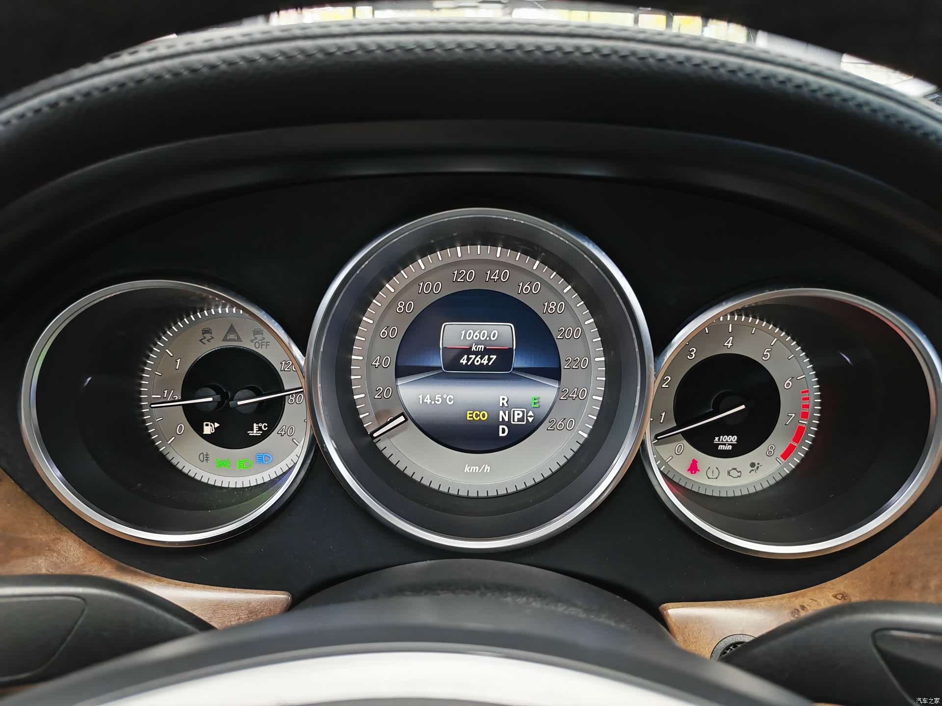 Mercedes-Benz CLS, 2014 16