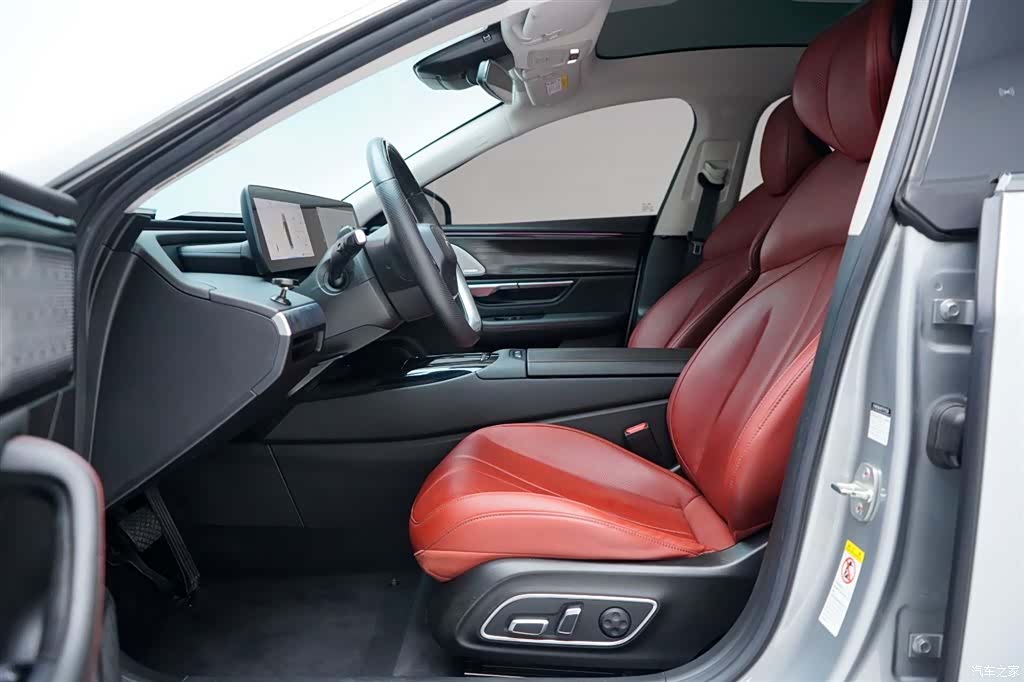 Xpeng P7, 2022 6