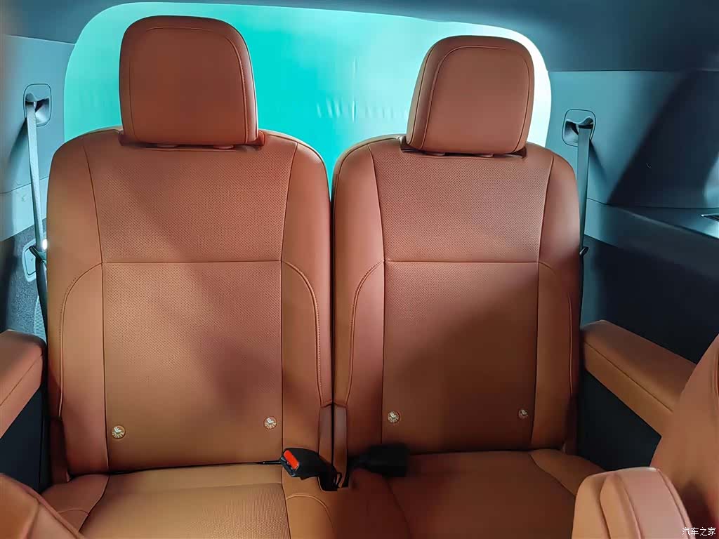 Li Auto L9, 2025 12