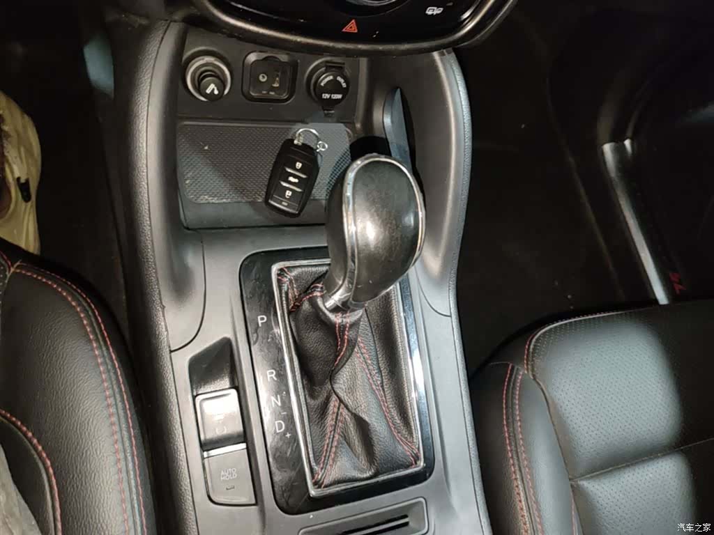 Changan CS75, 2015 14