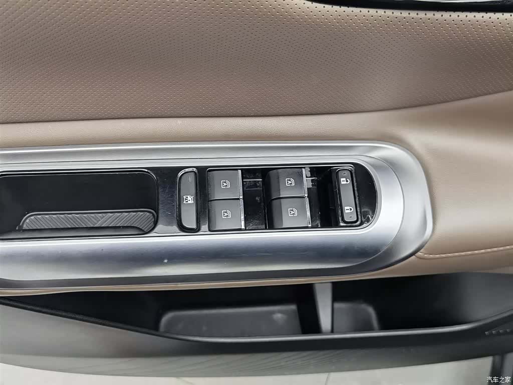 Trumpchi E8, 2024 9