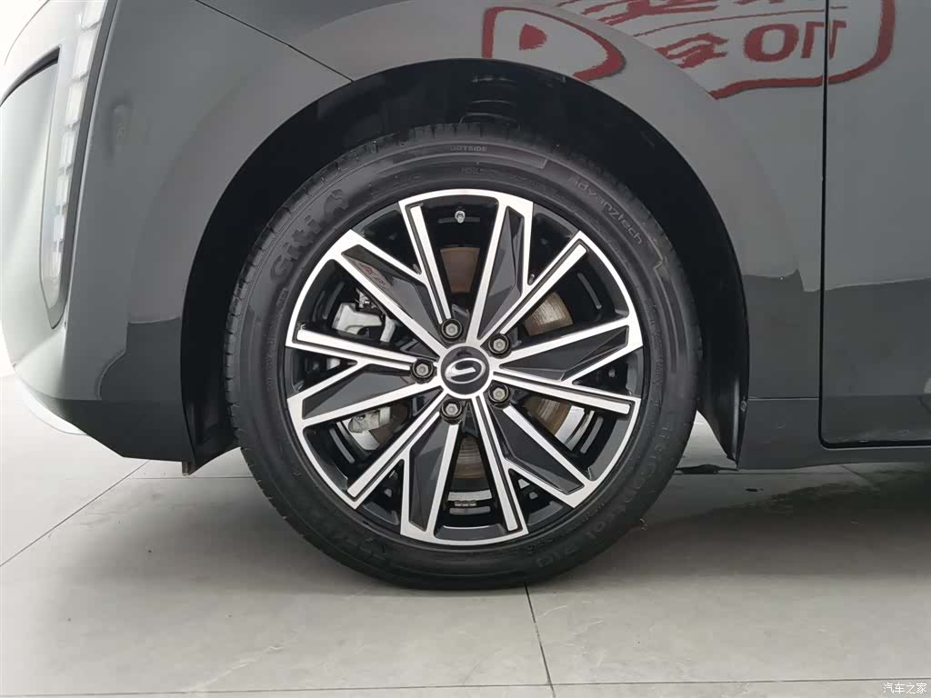 Trumpchi E8, 2024 17