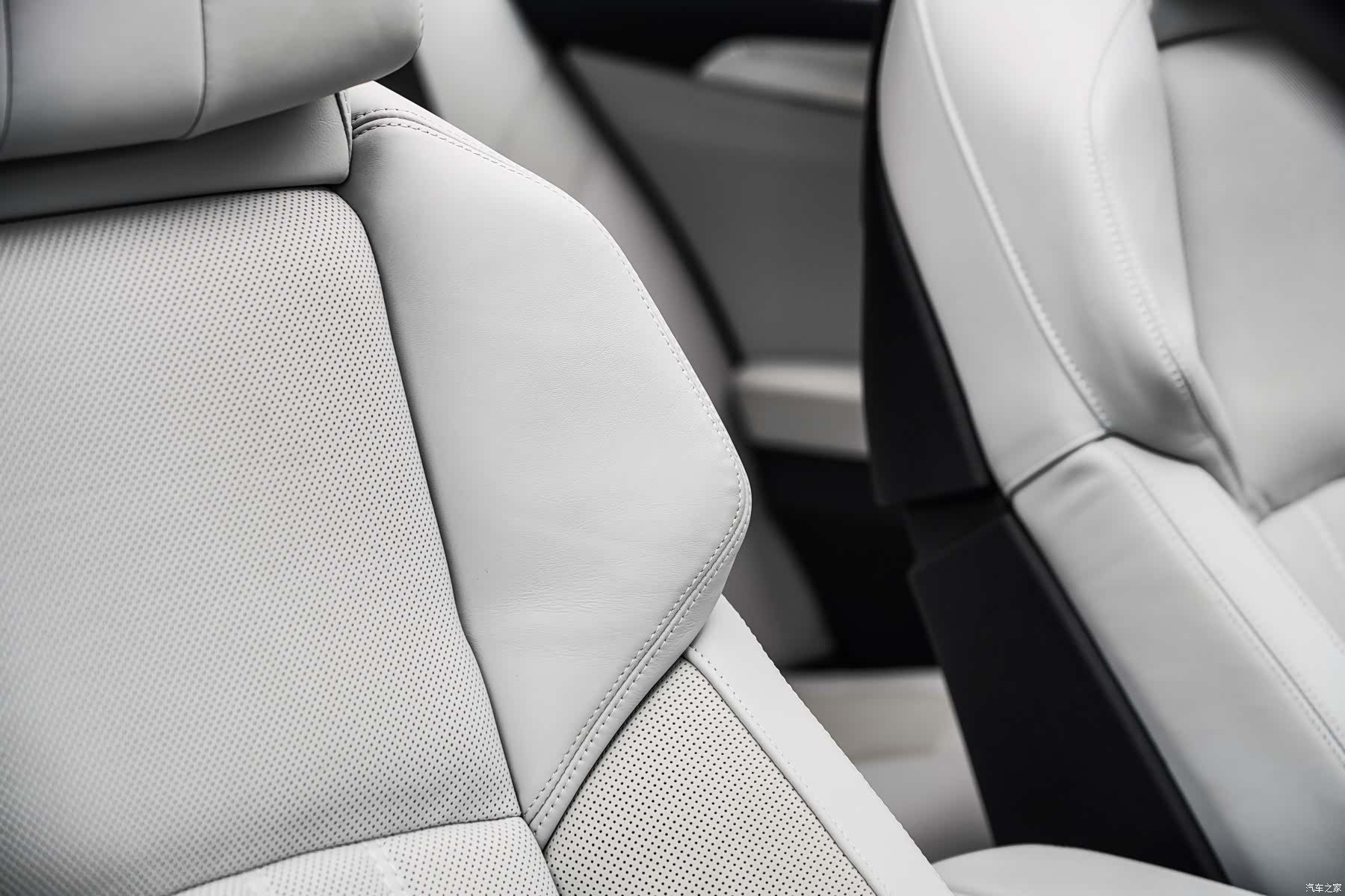BMW M5, 2012 44