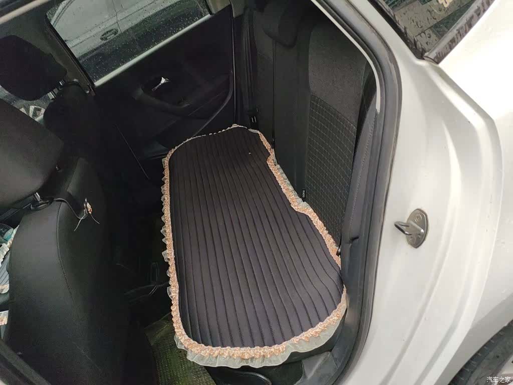 Volkswagen Polo, 2015 13