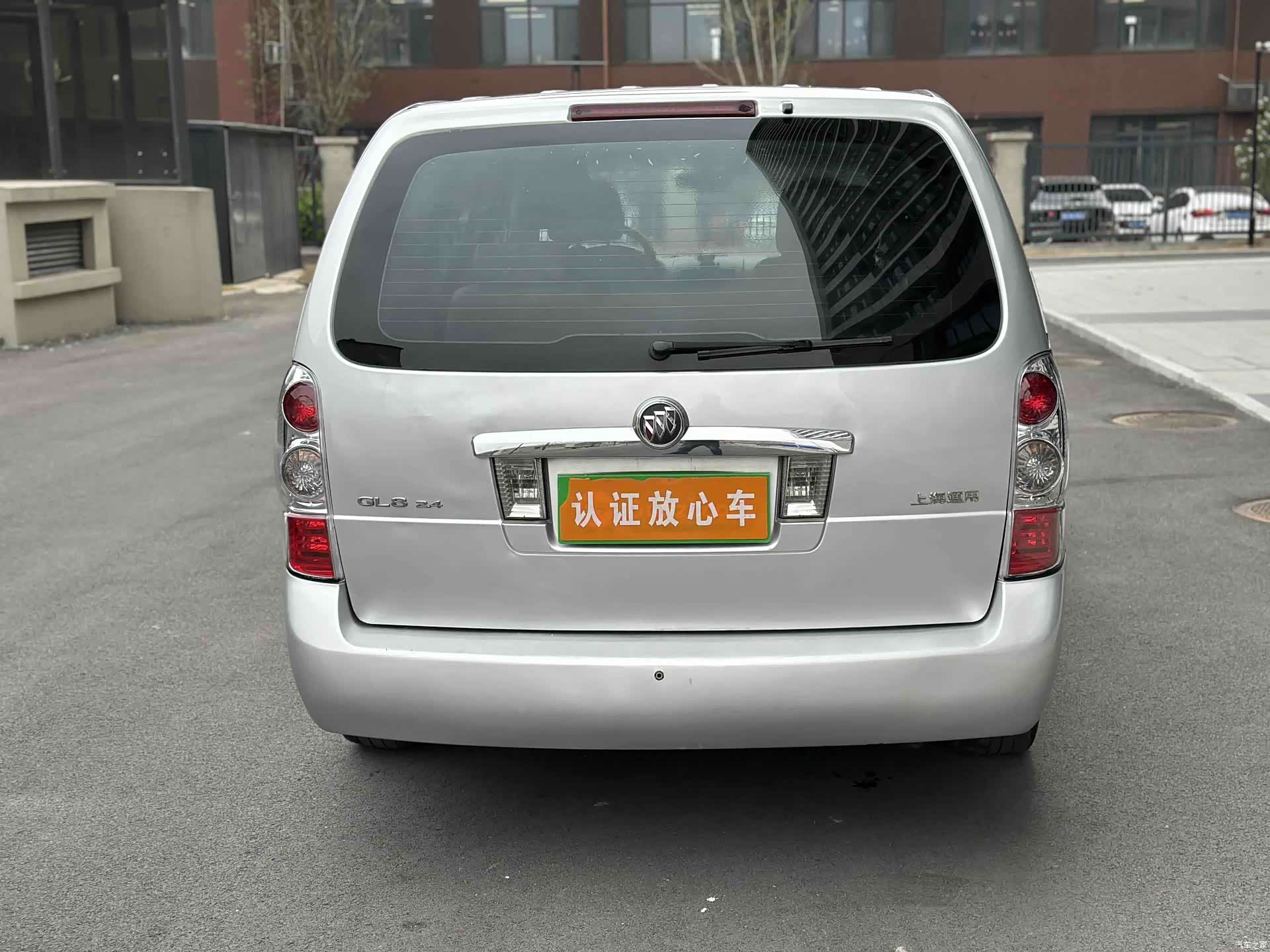 Buick GL8, 2015 3