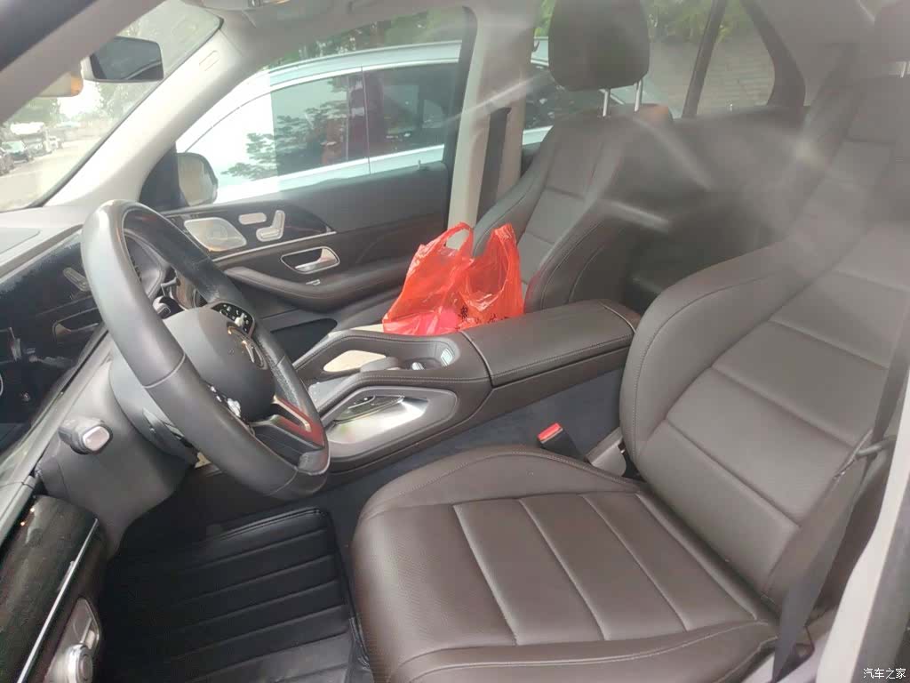 Mercedes-Benz GLE, 2020 11