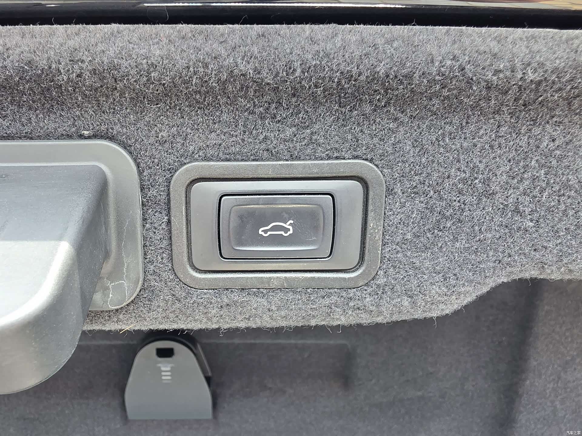 Audi A8L, 2013 16