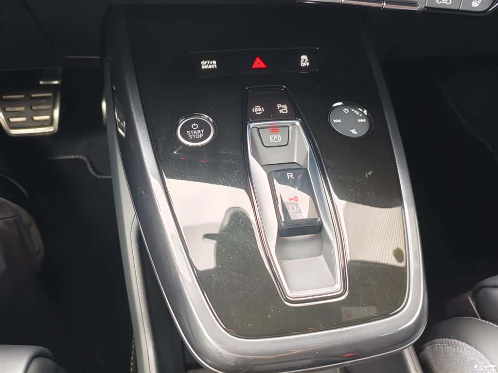 Audi Q4 e-tron, 2024 19