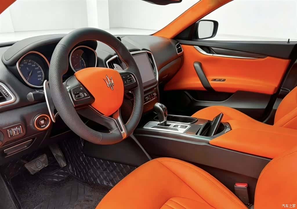 Maserati Ghibli, 2015 4
