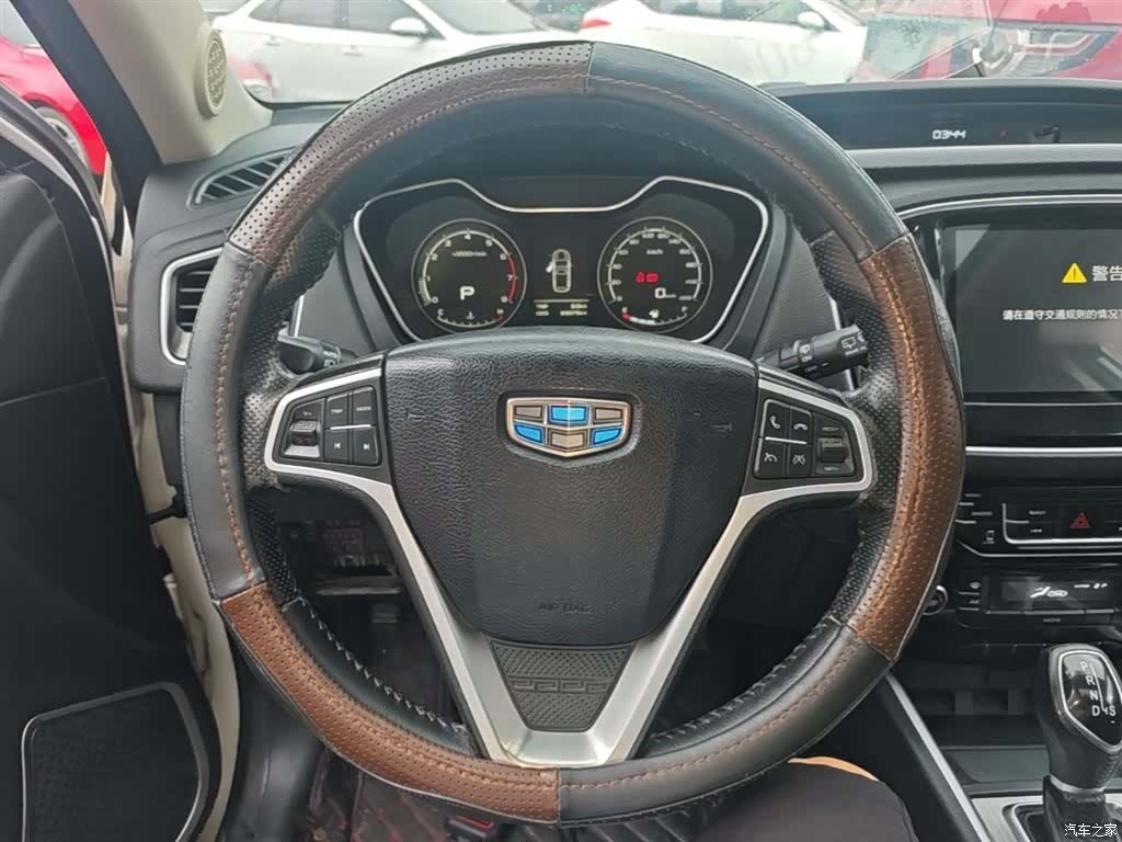 Geely X6, 2017 11