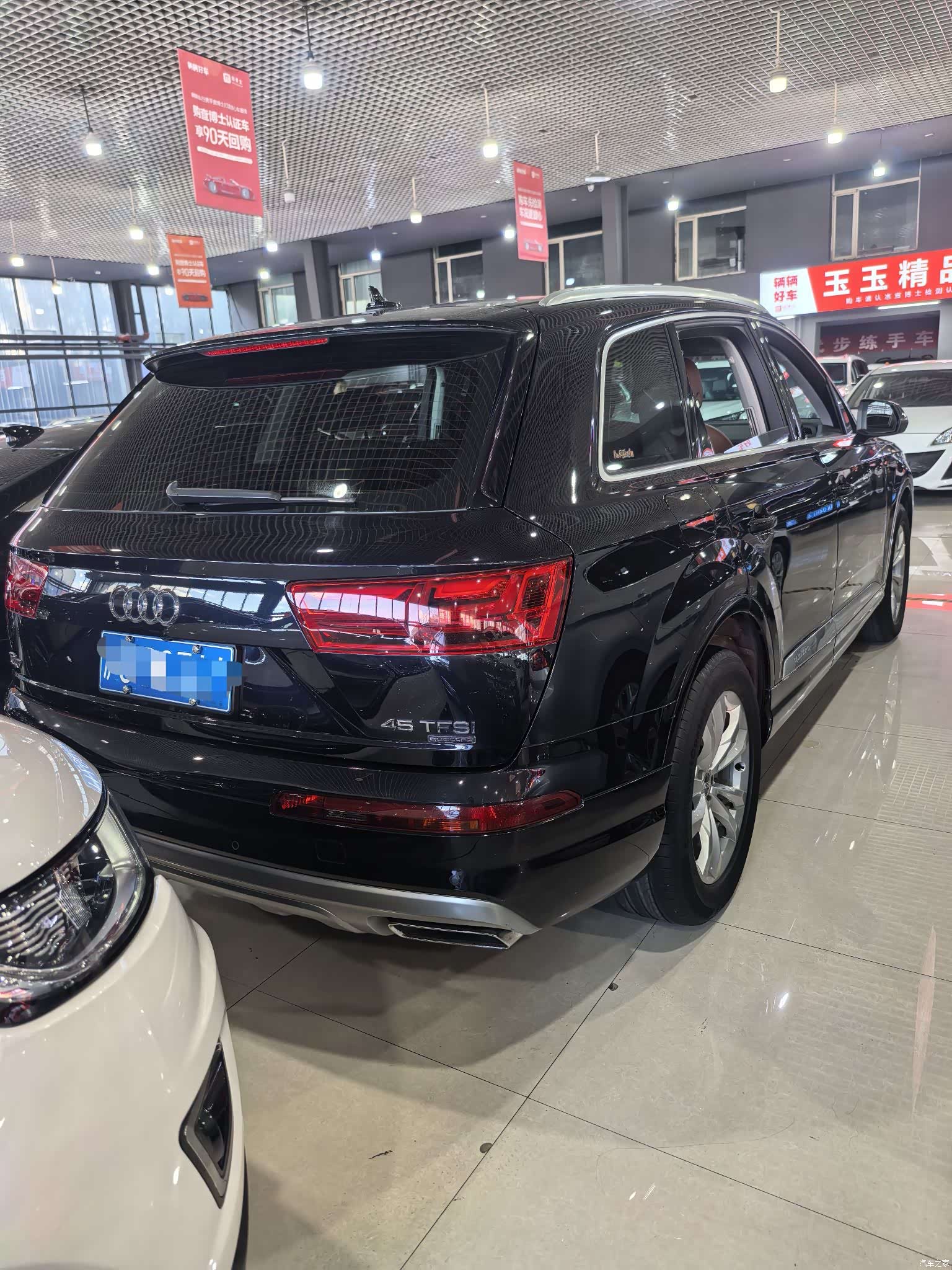 Audi Q7, 2017 все фото