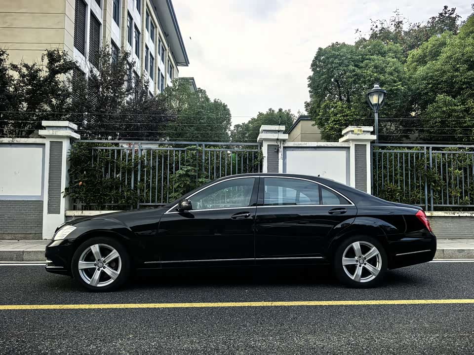 Mercedes-Benz S-class