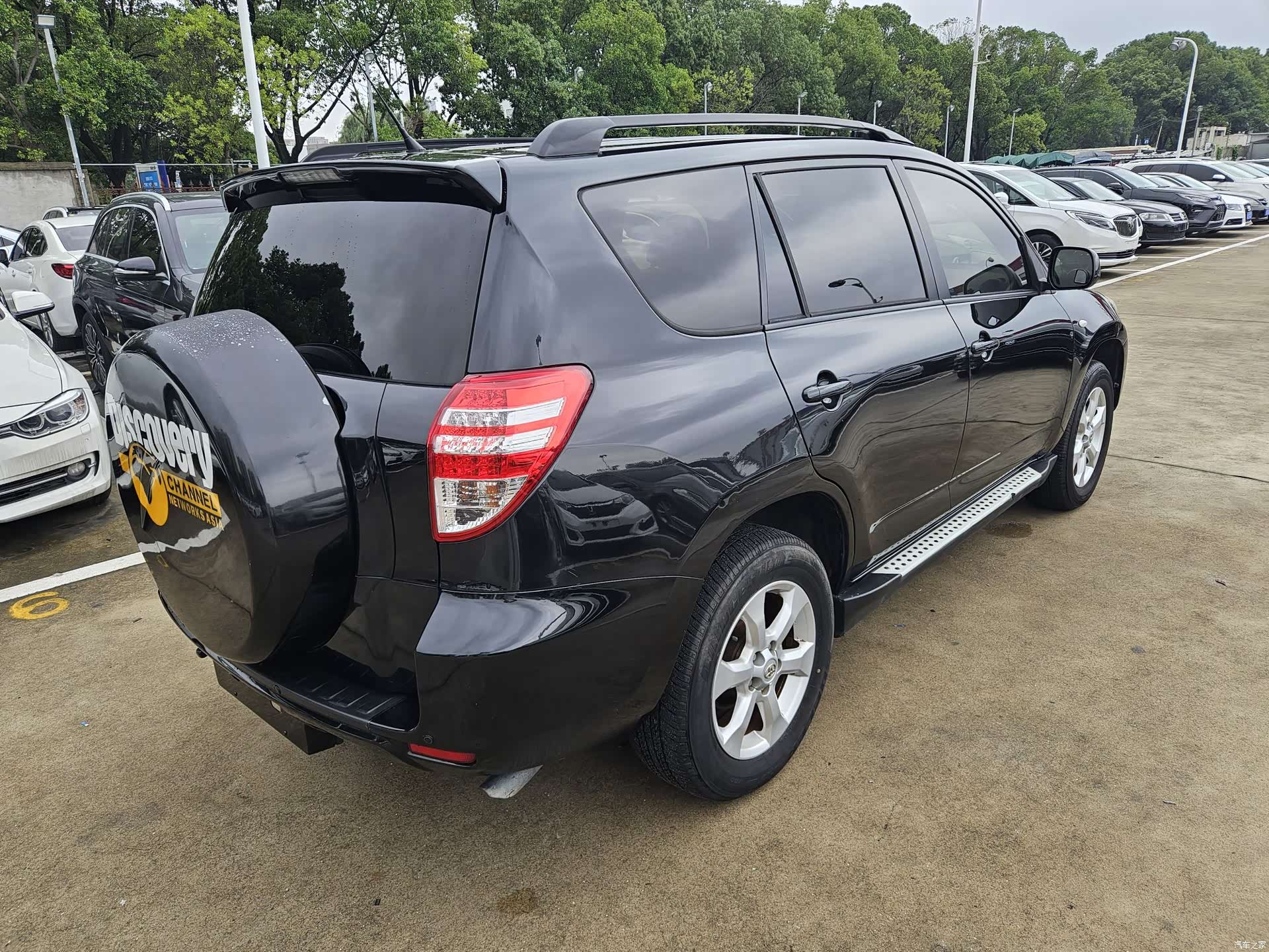 Toyota RAV4, 2011 16