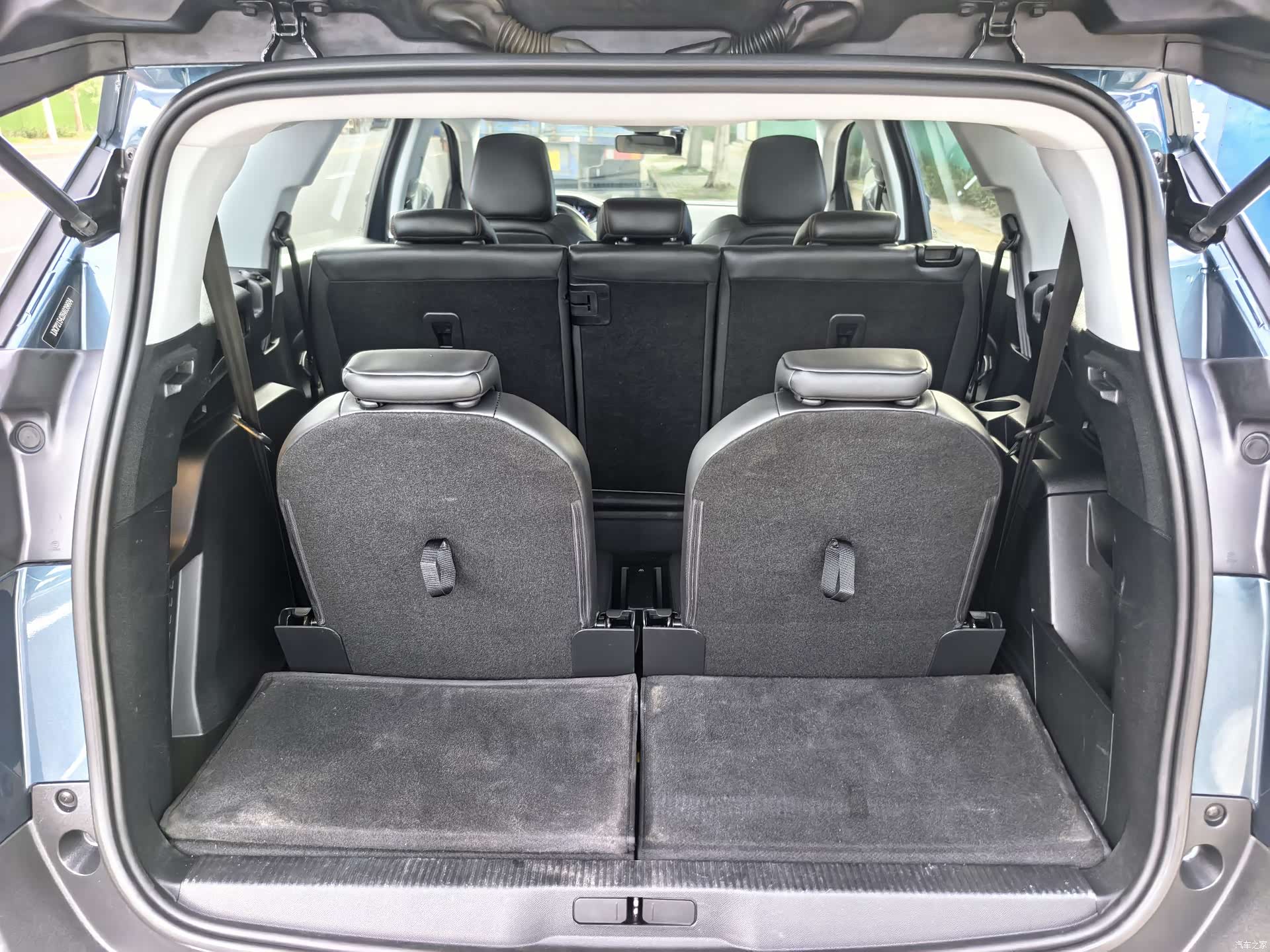 Peugeot 5008, 2017 11