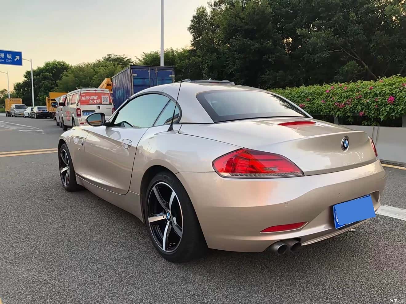BMW Z4, 2010 7