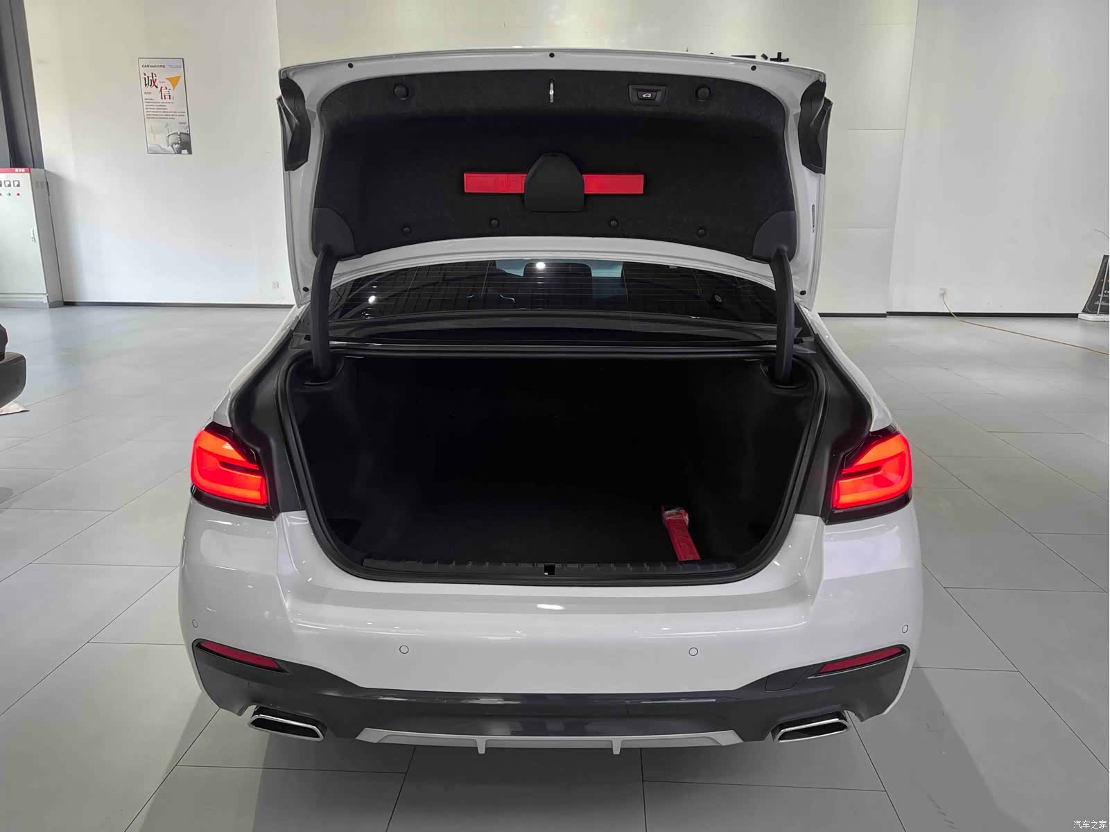 BMW 5 Series, 2022 15