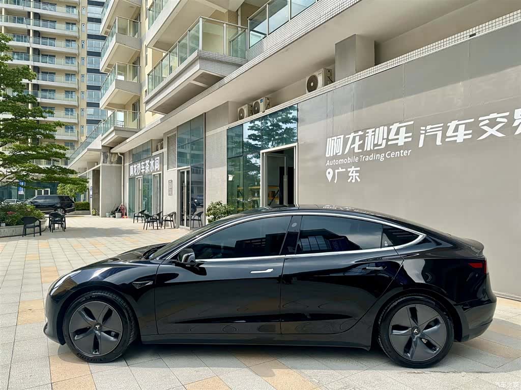 Tesla Model 3, 2020 3