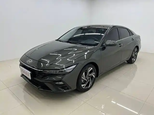Hyundai Elantra 2023 — купить из Китая под заказ