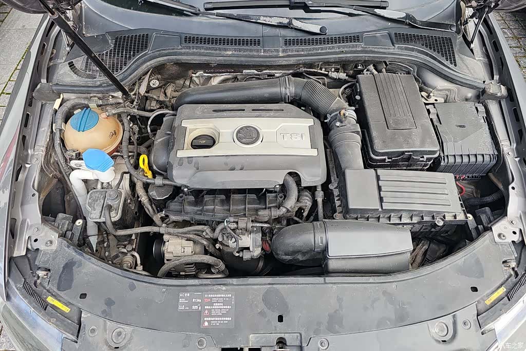 Skoda Superb, 2014 10