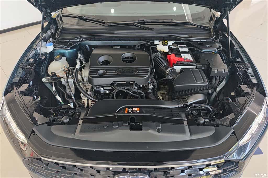 Ford Mondeo, 2024 10