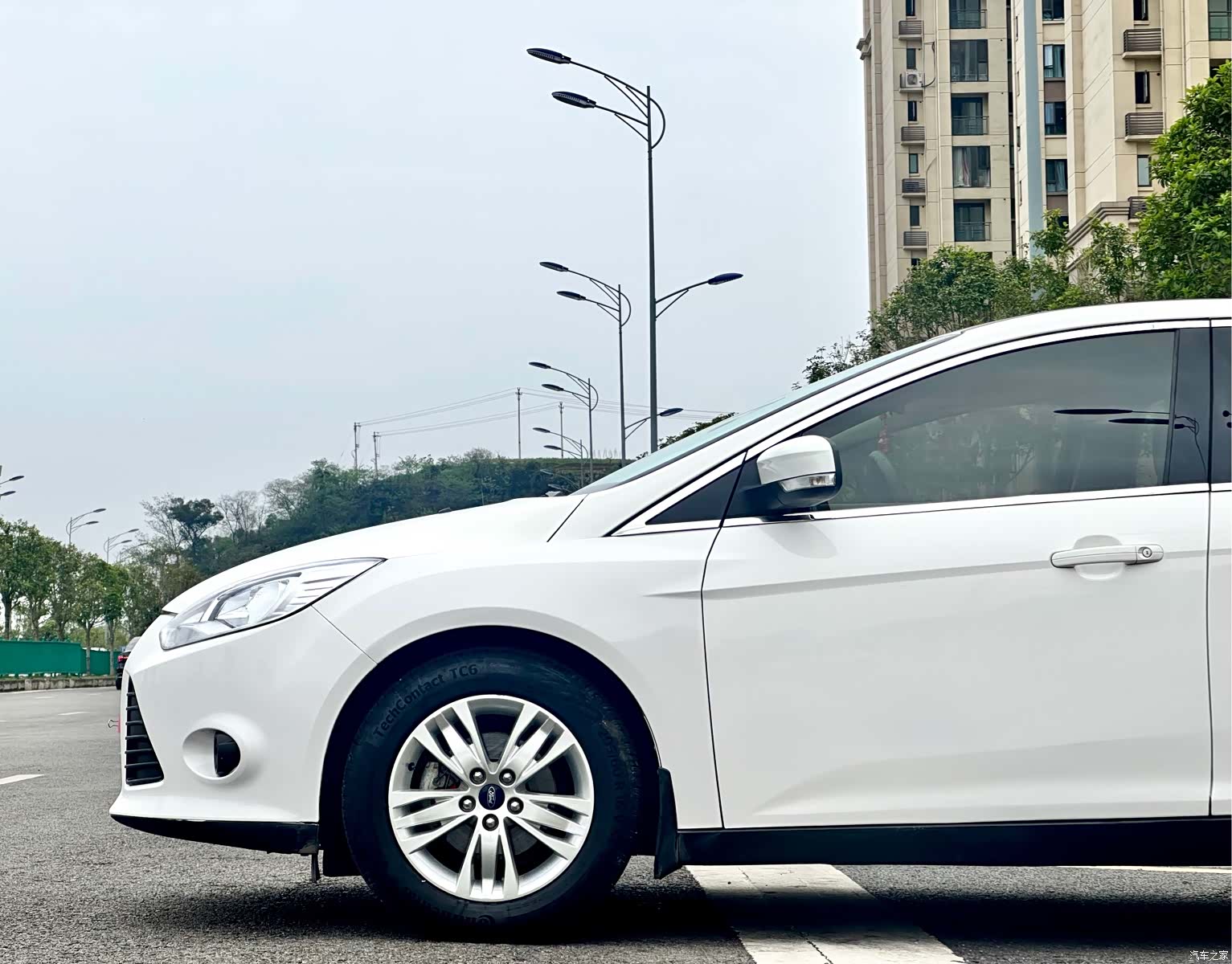 Ford Focus, 2014 11