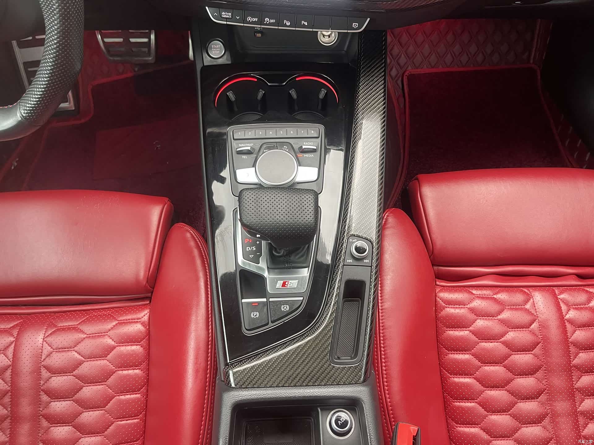 Audi A4L, 2019 12