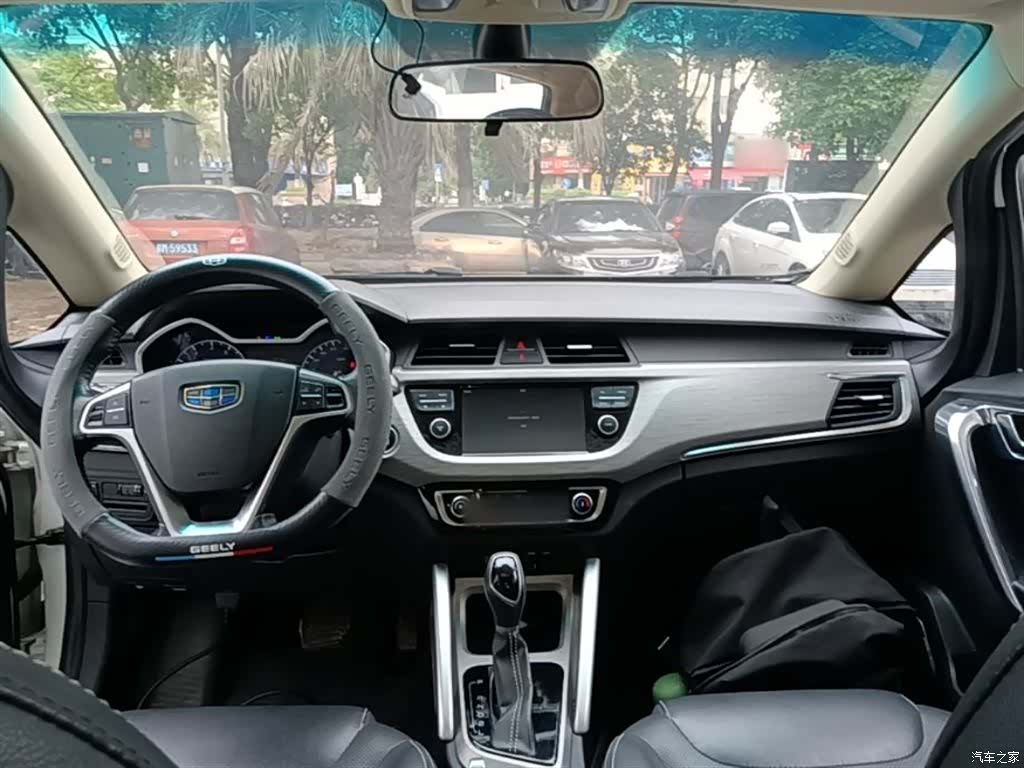 Geely X3, 2017 10