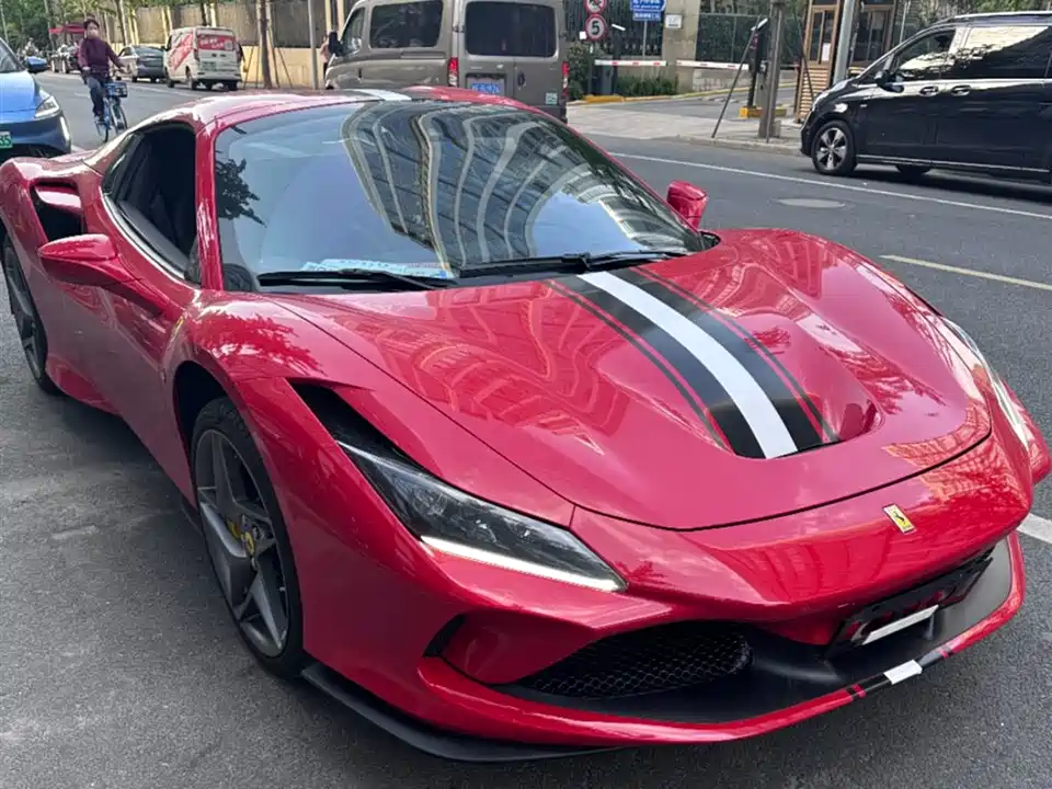 Ferrari F8