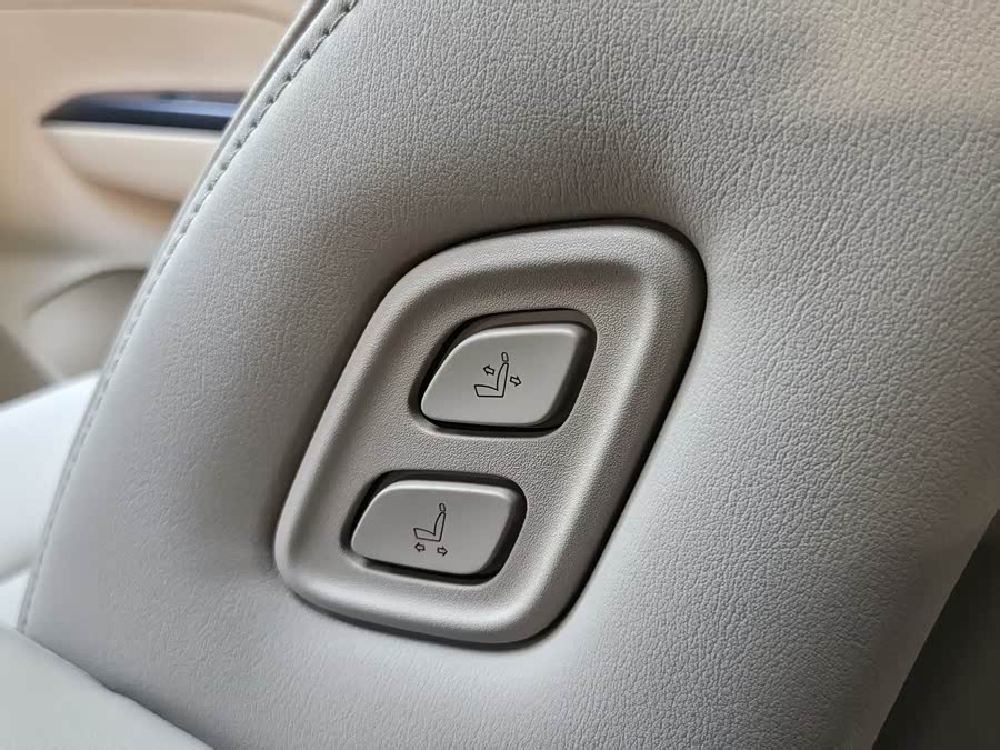 Buick GL8 2022, фото 12