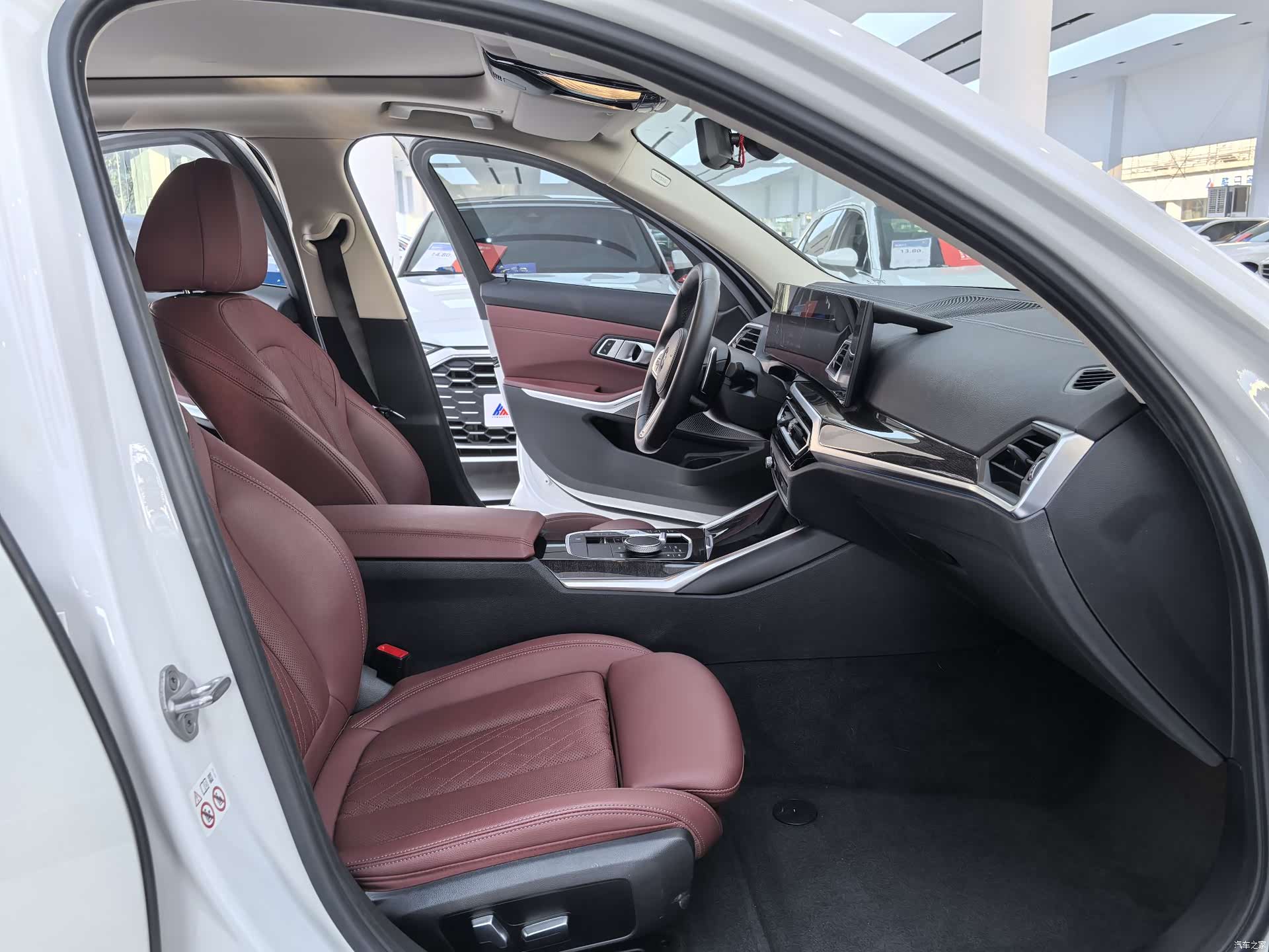 BMW 3 Series, 2023 12
