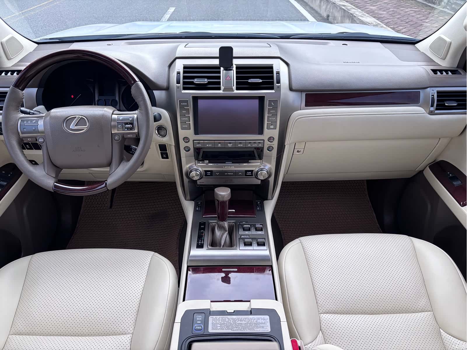 Lexus GX, 2013 9