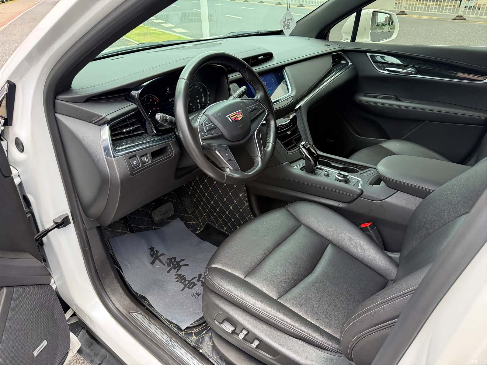 Cadillac XT5, 2021 4