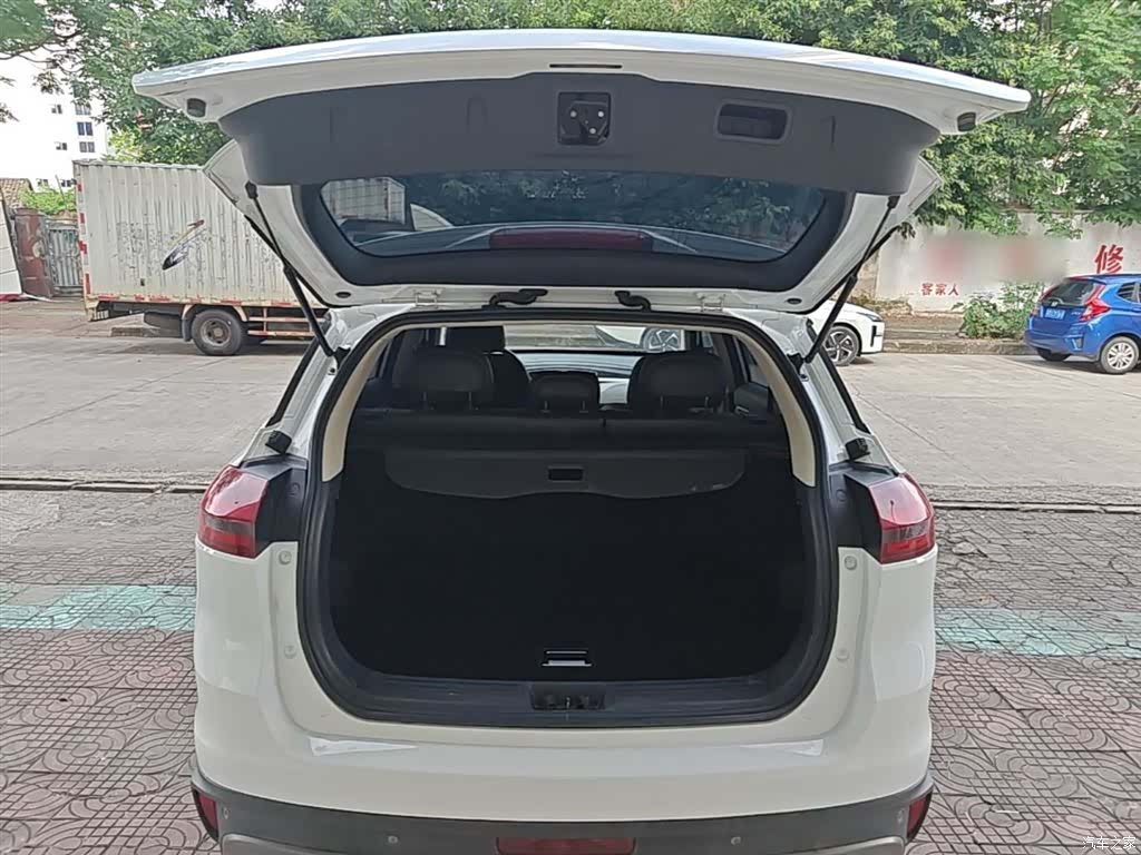 Geely Boyue, 2019 19