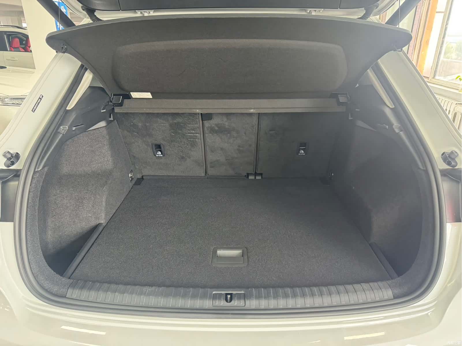 Audi Q3, 2023 14