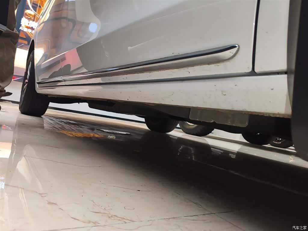 Buick GL8, 2022 21