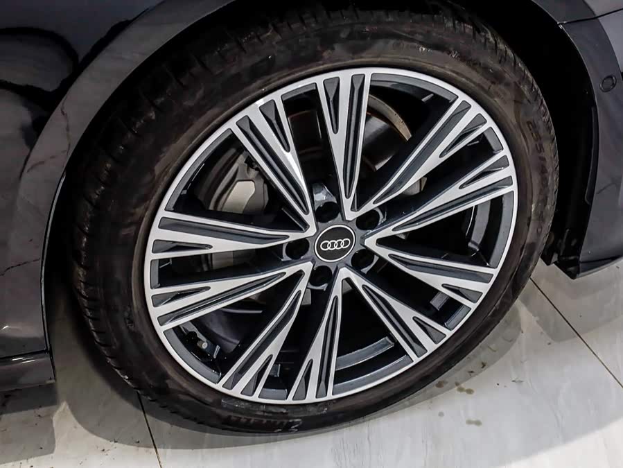 Audi A6L 2026, фото 32