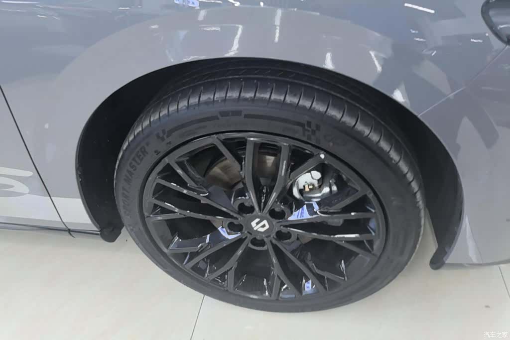 Leapmotor Lafa5, 2025 6