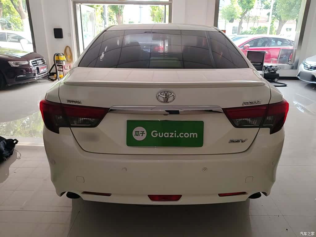 Toyota 2.5V, 2017 6