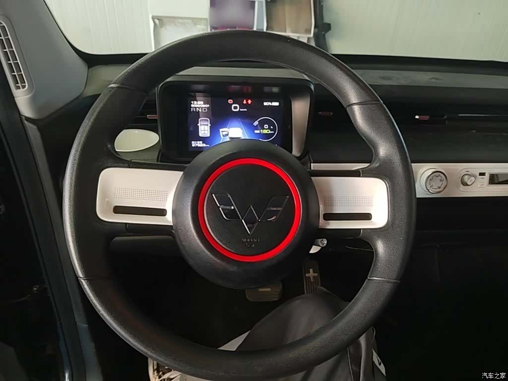 Wuling MINIEV, 2022 11