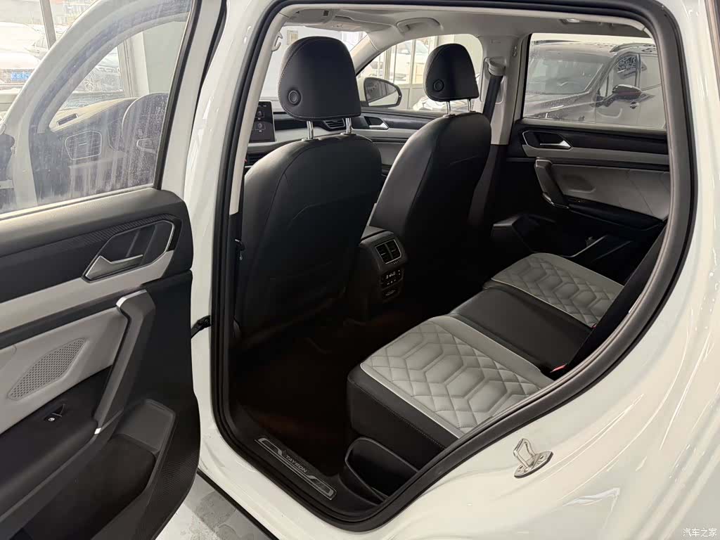 Volkswagen Tayron, 2022 10