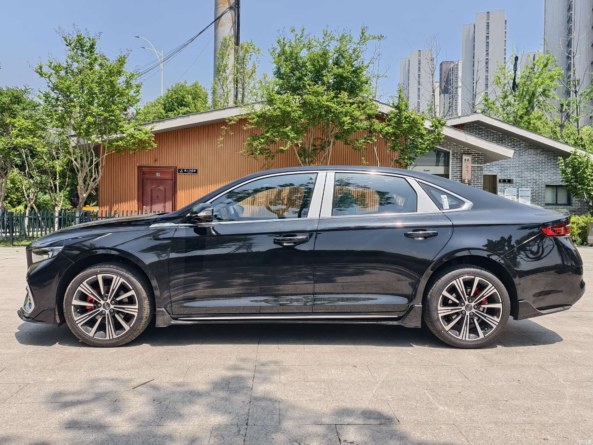Geely Preface, 2025 4