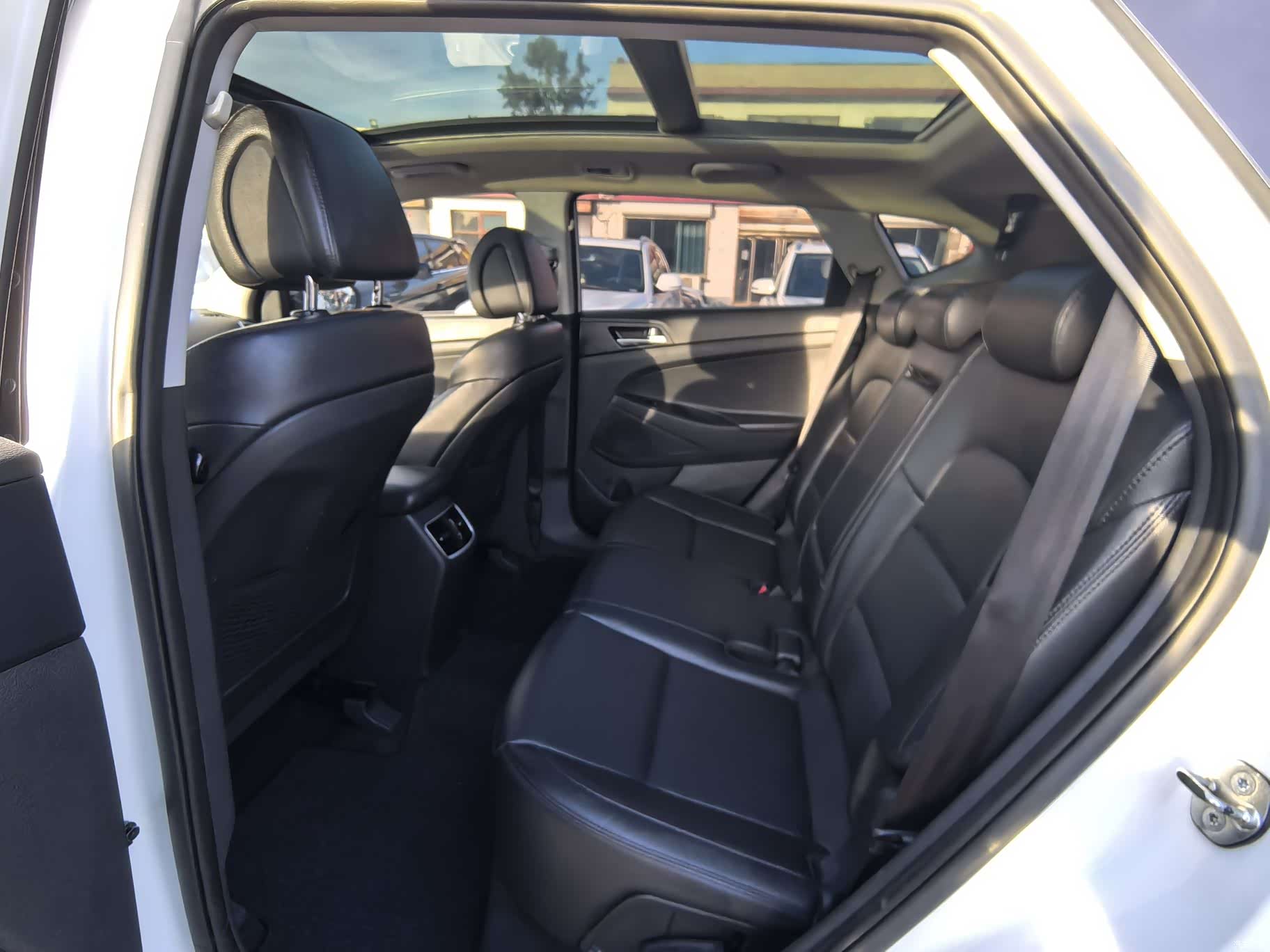 Hyundai Tucson, 2016 9