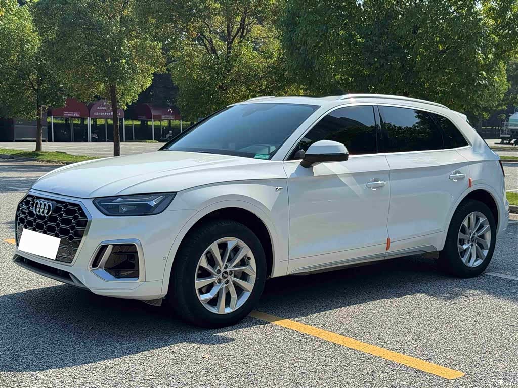 Audi Q5L, 2022 8